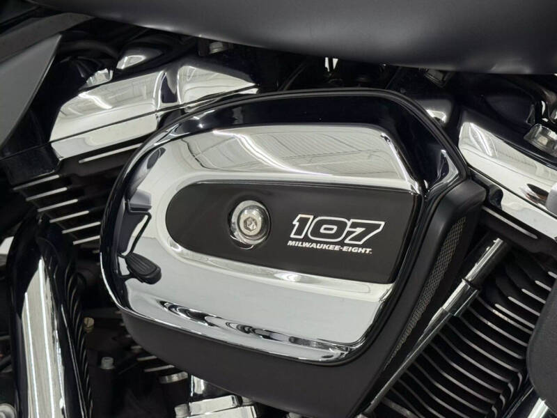 2017 Harley-Davidson Street Glide Special