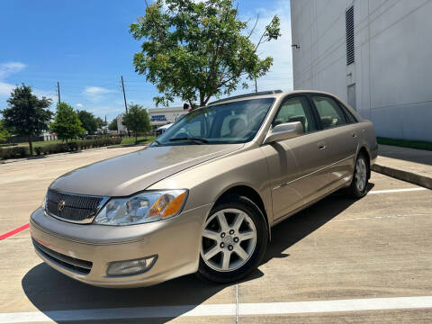 2000 Toyota Avalon for sale at TWIN CITY MOTORS in Houston TX