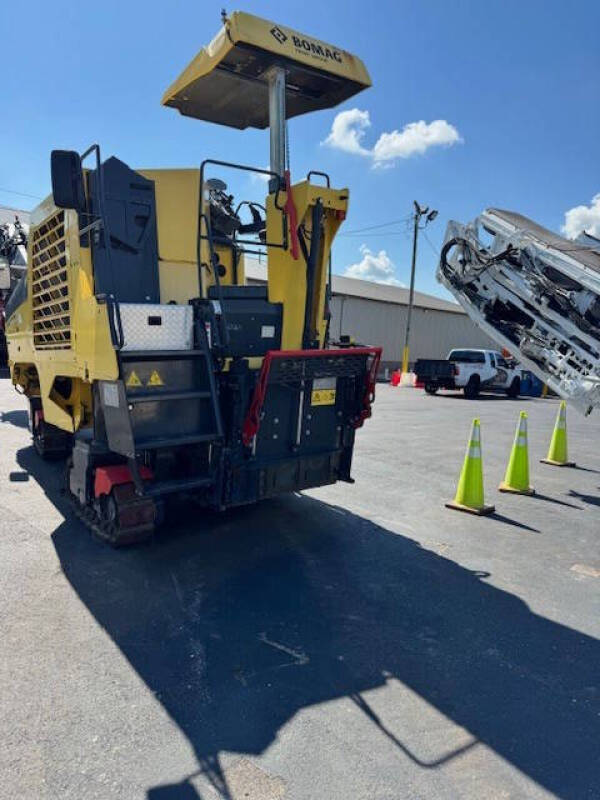 2015 BOMAG BM1200/35 TRACKED COLD PLANNER