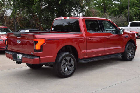 2025 Ford F-150 Lightning Flash