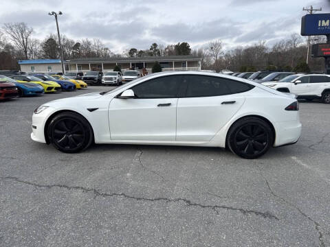 2022 Tesla Model S Plaid
