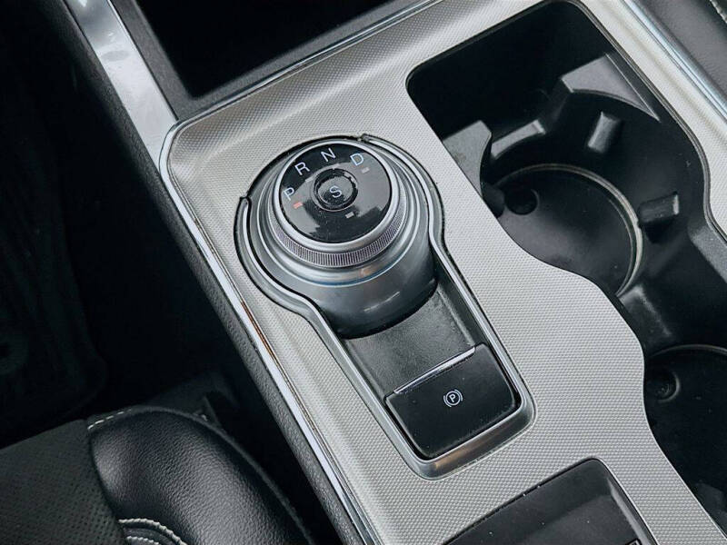 2022 Ford Edge ST