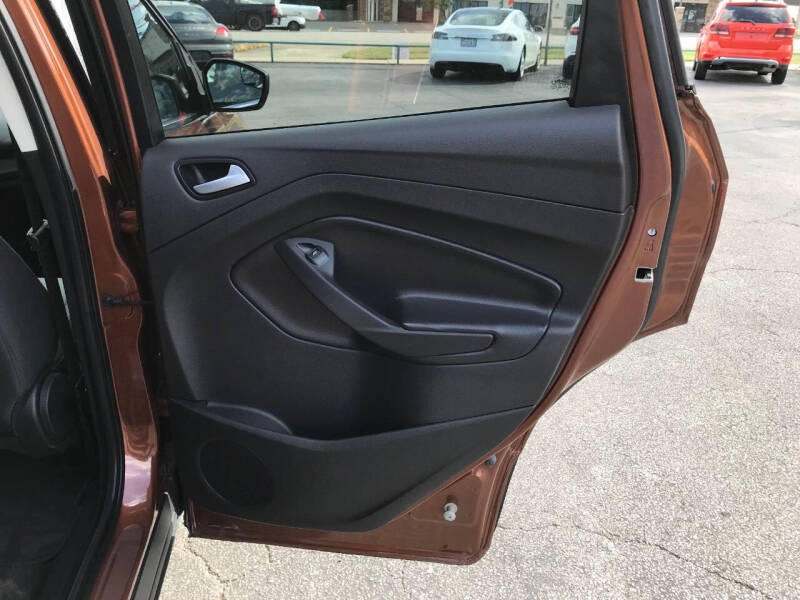 2017 Ford Escape SE