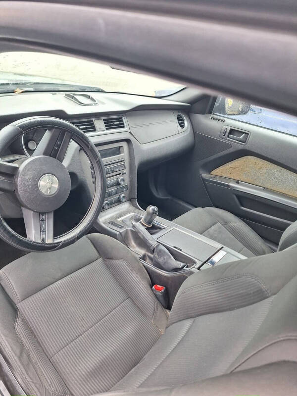 2010 Ford Mustang V6