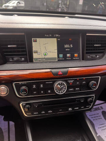 2017 Kia Cadenza Technology