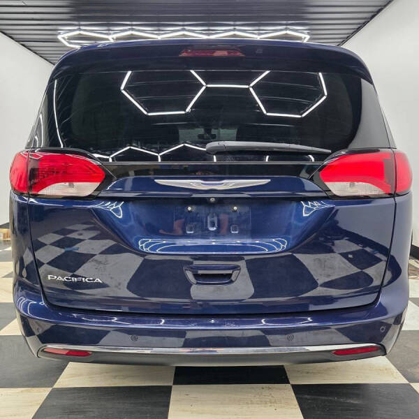 2018 Chrysler Pacifica Touring Plus
