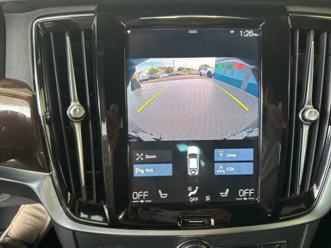 2020 Volvo S90 T6 Momentum