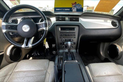 2010 Ford Mustang V6