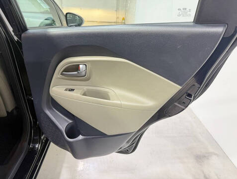 2015 Kia Rio 5-Door LX