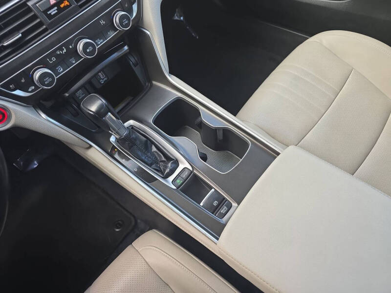 2018 Honda Accord Touring