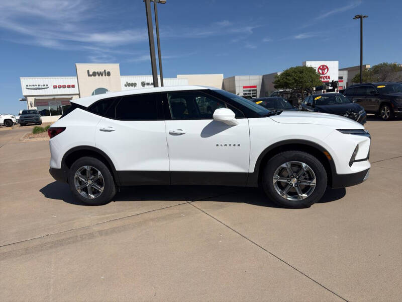 2025 Chevrolet Blazer LT