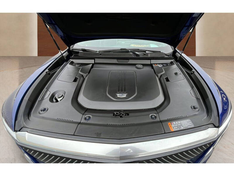 2024 Cadillac LYRIQ Tech