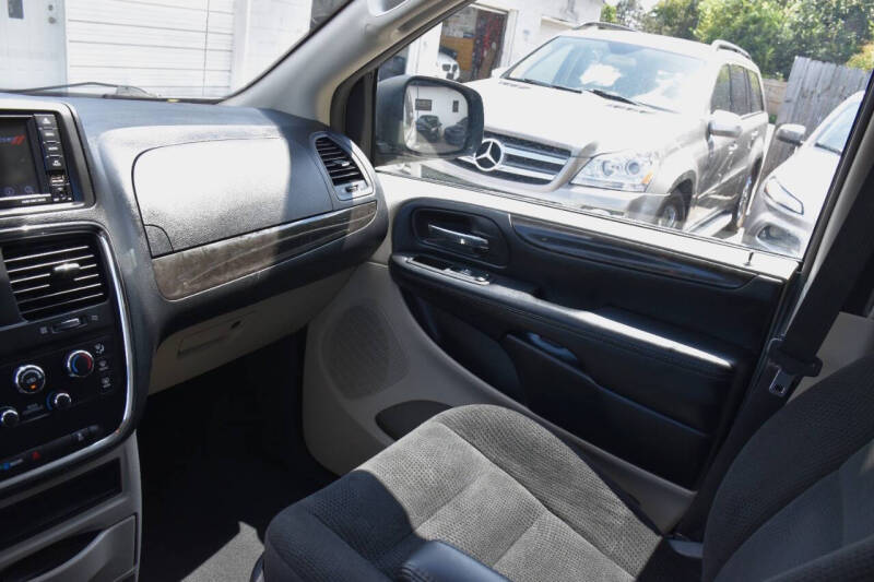 2019 Dodge Grand Caravan SE