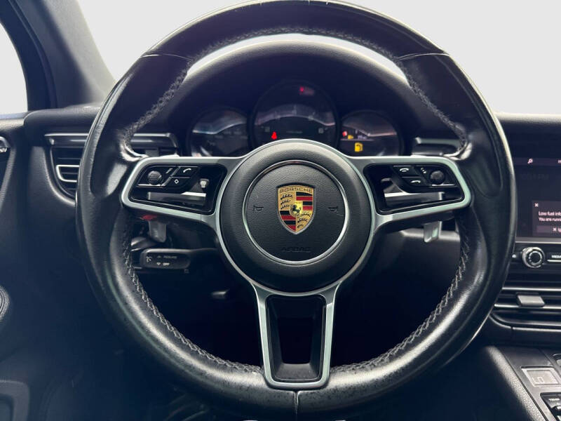 2020 Porsche Macan