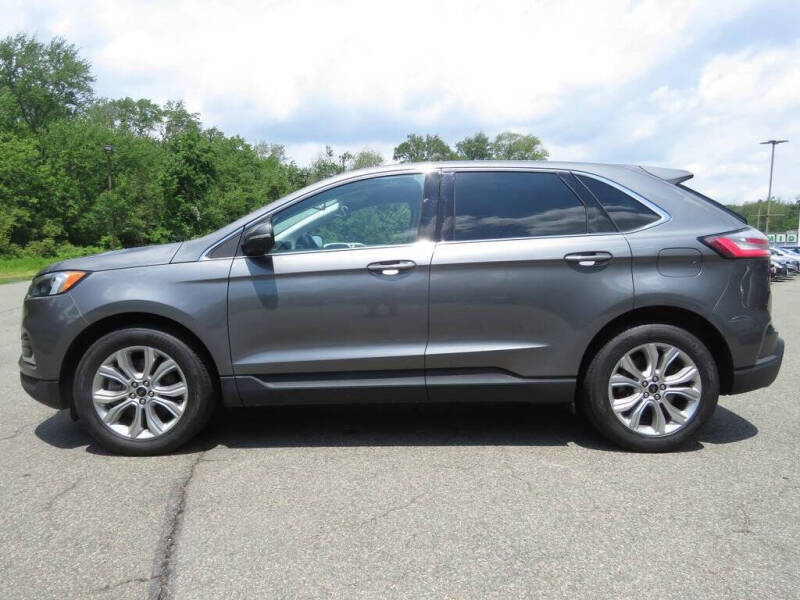 2023 Ford Edge Titanium