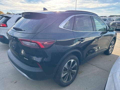 2025 Ford Escape Platinum