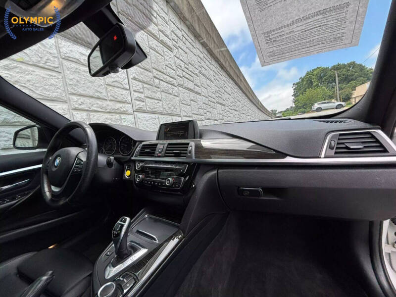 2017 BMW 3 Series 330i