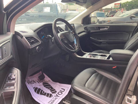 2022 Ford Edge