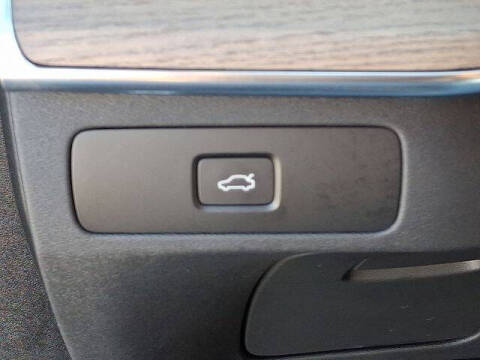 2025 Volvo XC90 B6 Plus Bright Theme 7P