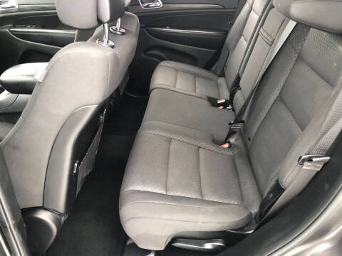 2019 Jeep Grand Cherokee Laredo E