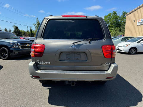 2003 Toyota Sequoia SR5