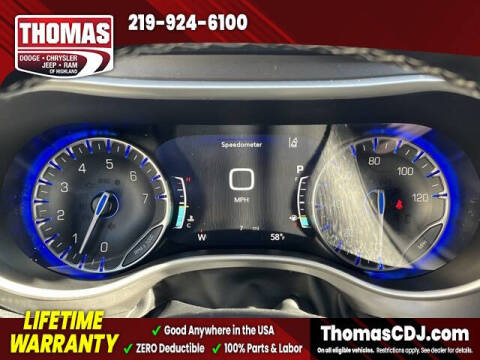 2026 Chrysler Pacifica Select