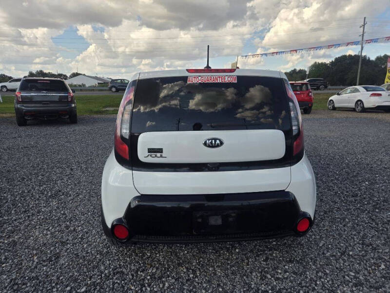 2016 Kia Soul +