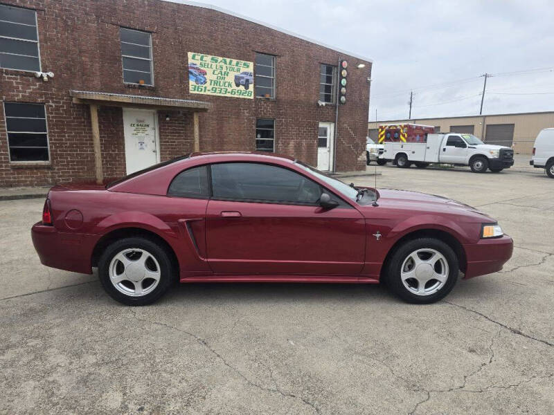 2003 Ford Mustang