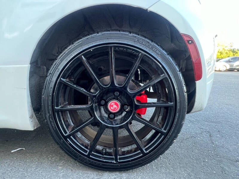 2013 FIAT 500c Abarth