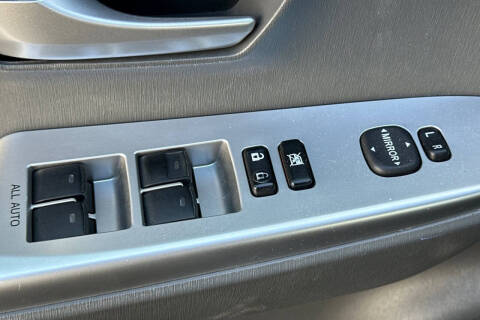 2014 Toyota Prius v