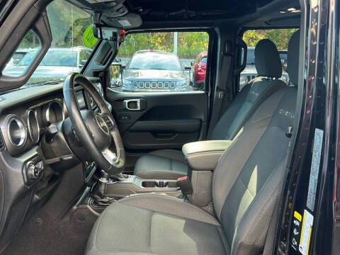 2021 Jeep Gladiator Overland