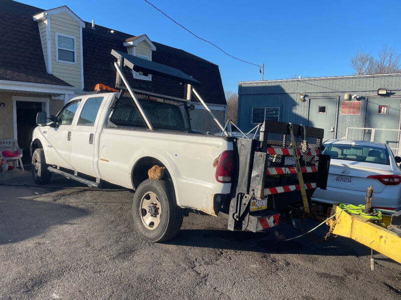 2005 Ford F-350 Super Duty XL photo 4