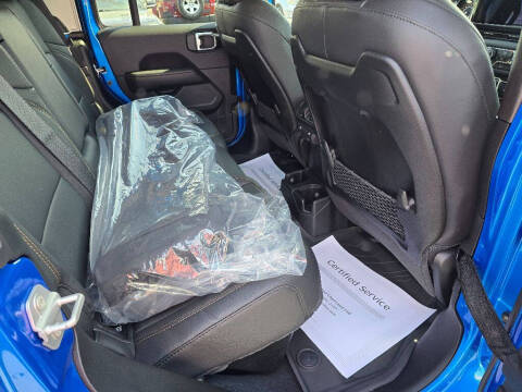 2025 Jeep Gladiator High Tide