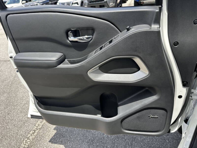 2025 Nissan Frontier SV