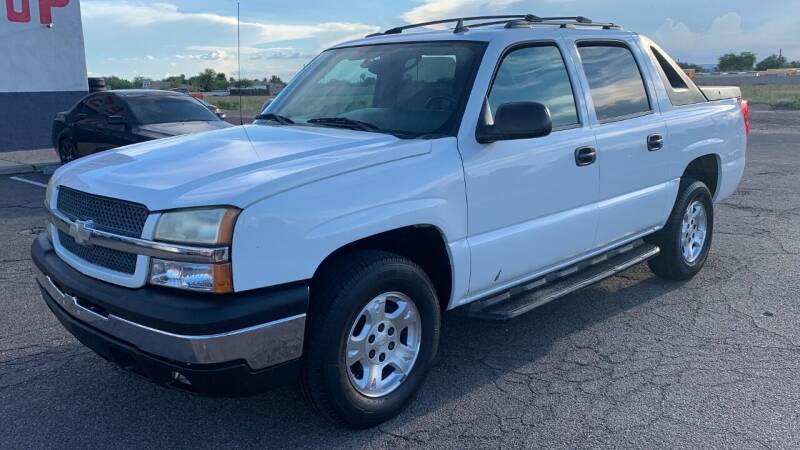 2006 Chevrolet Avalanche for sale at 911 AUTO SALES LLC in Glendale AZ