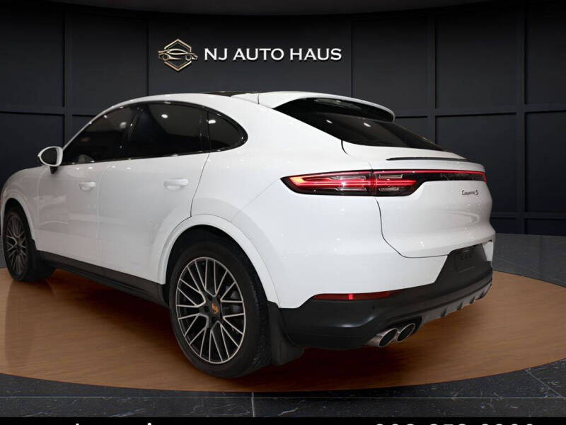 2021 Porsche Cayenne S Coupe