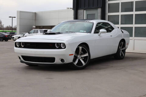 2016 Dodge Challenger R/T Plus Shaker