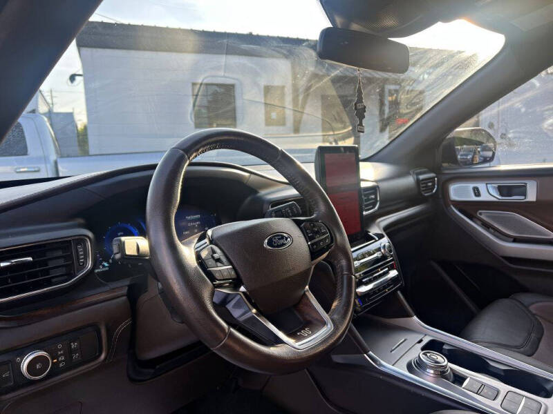 2021 Ford Explorer King Ranch