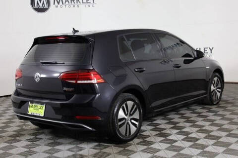 2017 Volkswagen e-Golf SE