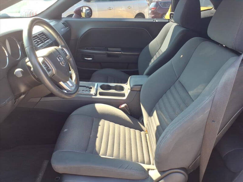 2013 Dodge Challenger SXT