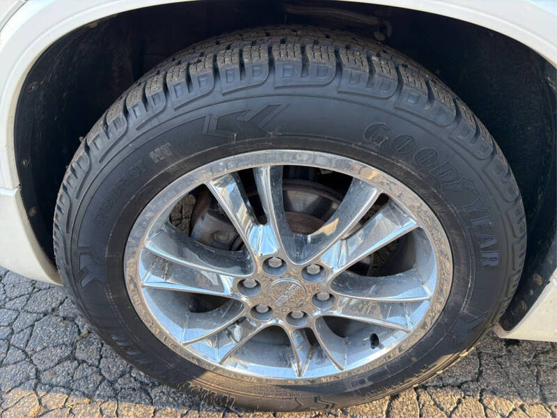 2011 GMC Acadia Denali