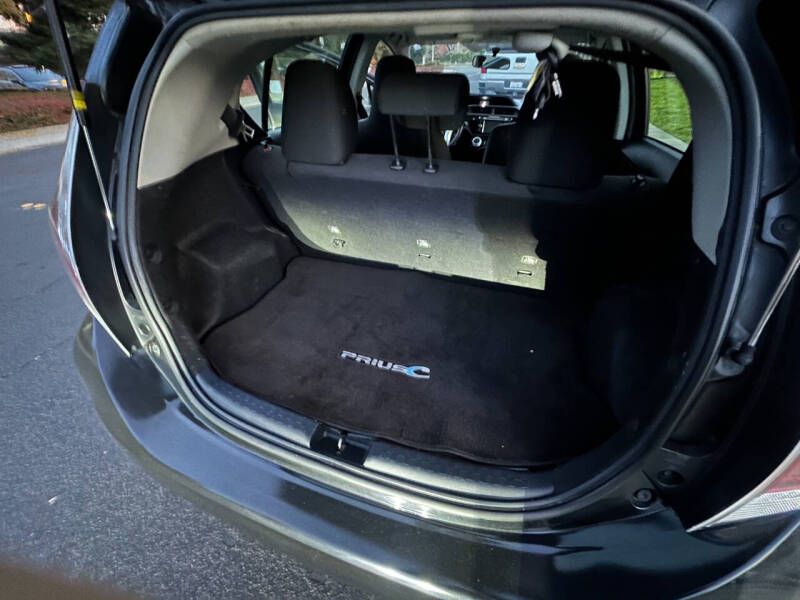 2015 Toyota Prius c One