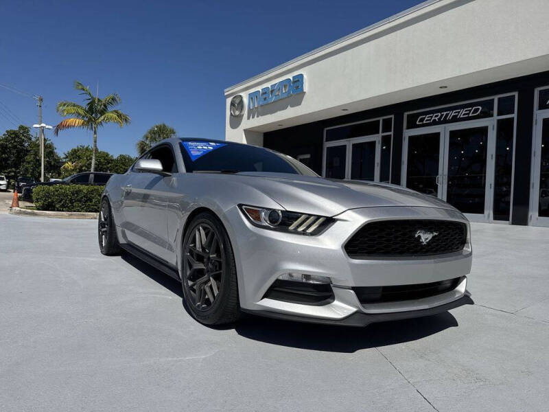 2016 Ford Mustang V6