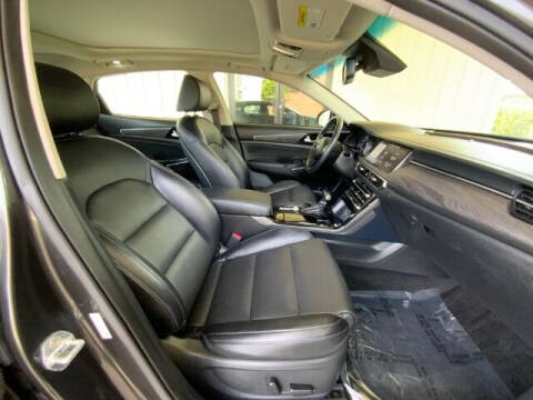 2020 Kia Cadenza Technology