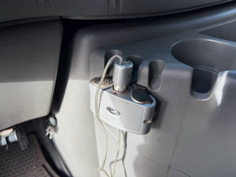 2005 Ford E-Series E-350 SD