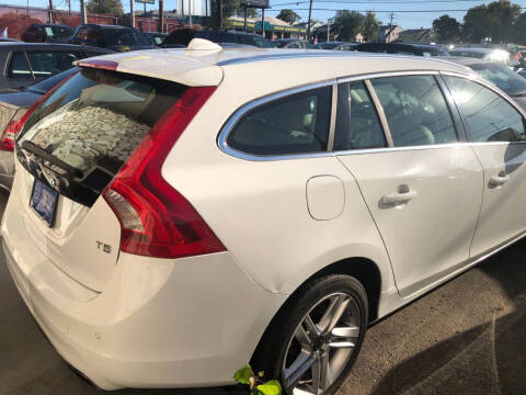 2015 Volvo V60 T5 Drive-E Premier