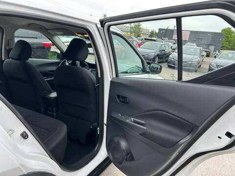 2021 Nissan Kicks S