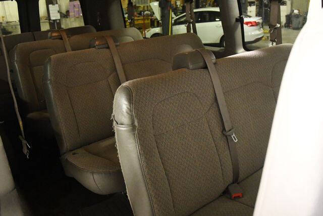 2017 Chevrolet Express LT 3500