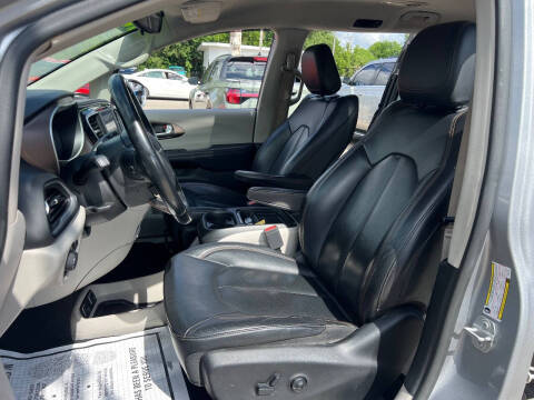 2018 Chrysler Pacifica Touring L