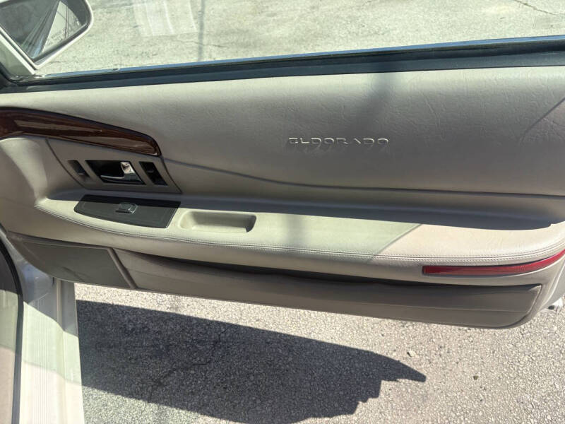 2001 Cadillac Eldorado ESC